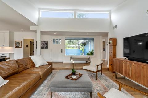 809 Everest Ct, Mill Valley, CA 94941 photo 8