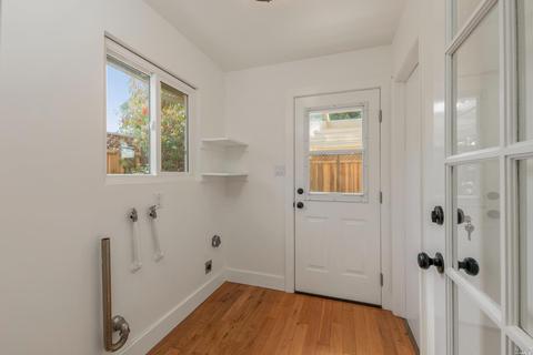 316 Maple Cir, Healdsburg, CA 95448 photo 12