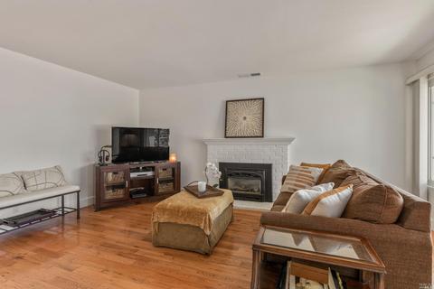 316 Maple Cir, Healdsburg, CA 95448 photo 7