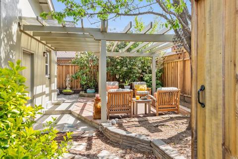 316 Maple Cir, Healdsburg, CA 95448 photo 18