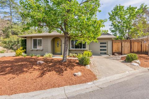 316 Maple Cir, Healdsburg, CA 95448 photo 2