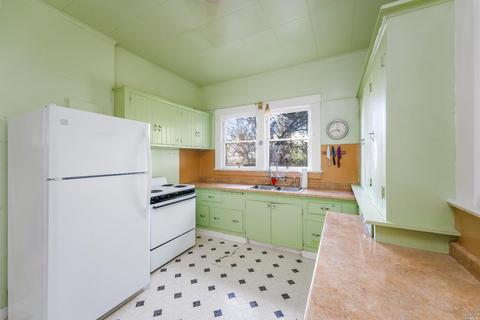 463 Redwood Ave, Willits, CA 95490 photo 10