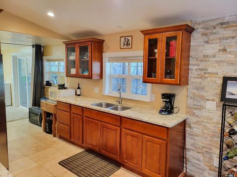 1806 Clover Dr, Willits, CA 95490 photo 12