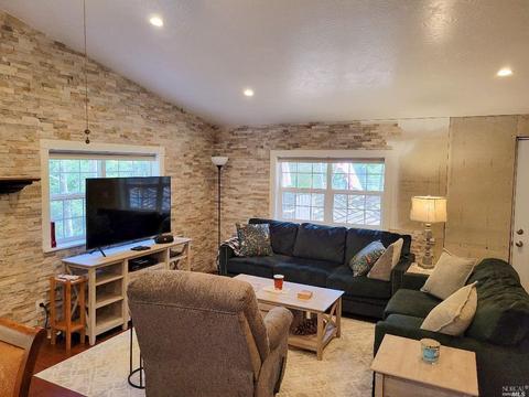 1806 Clover Dr, Willits, CA 95490 photo 5