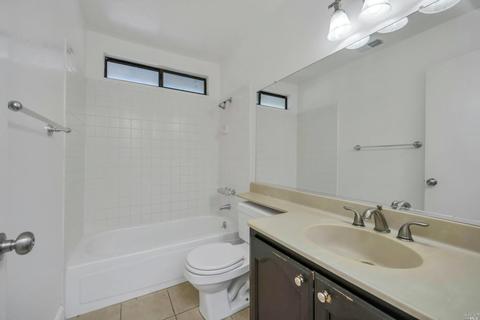 9454 Jessica Dr, Windsor, CA 95492 photo 20