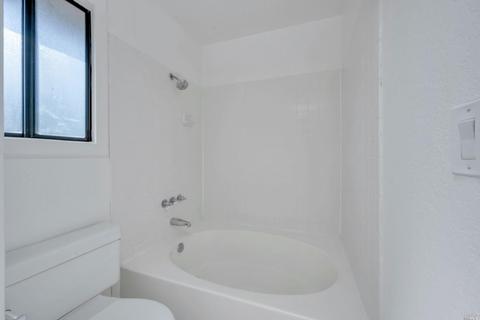 9454 Jessica Dr, Windsor, CA 95492 photo 16
