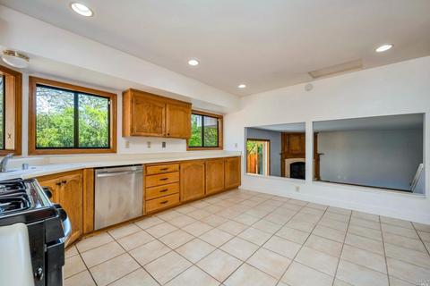 9454 Jessica Dr, Windsor, CA 95492 photo 8