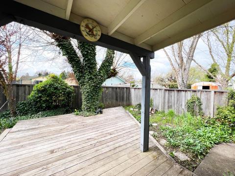 352 S Lenore Ave, Willits, CA 95490 photo 15
