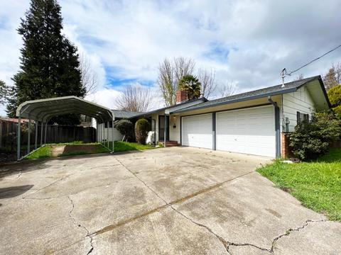 352 S Lenore Ave, Willits, CA 95490 photo 1