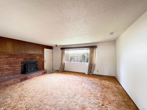 352 S Lenore Ave, Willits, CA 95490 photo 3