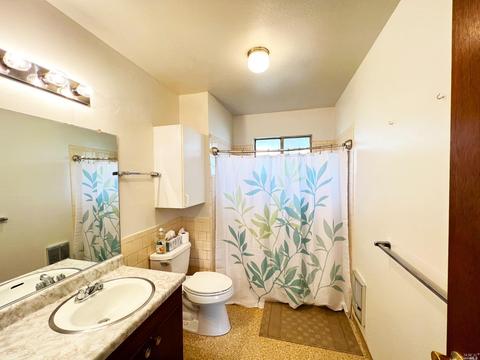 352 S Lenore Ave, Willits, CA 95490 photo 8