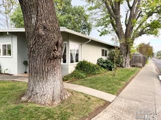 397 Grape St, Vacaville, CA 95688 photo 3