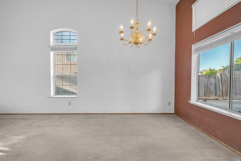 263 Exposition Dr, Vallejo, CA 94589 photo 8