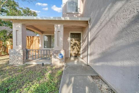 263 Exposition Dr, Vallejo, CA 94589 photo 2