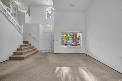 263 Exposition Dr, Vallejo, CA 94589 photo 4
