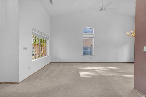 263 Exposition Dr, Vallejo, CA 94589 photo 6