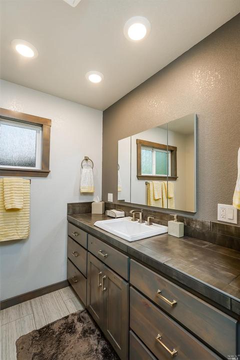 910 Live Oak Ave, Ukiah, CA 95482 photo 20
