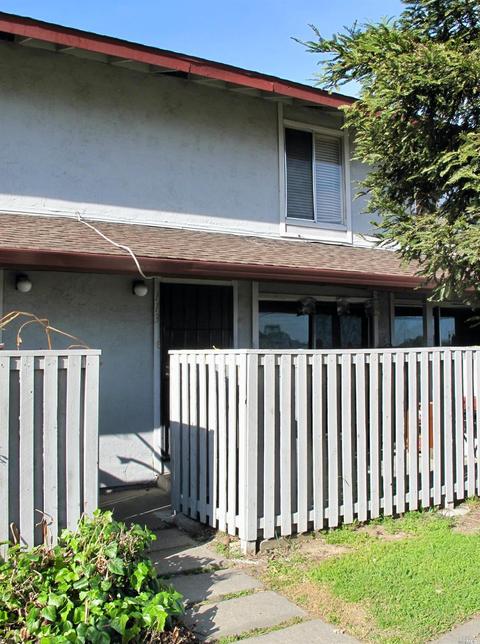113 Villa Ct, Fairfield, CA 94533 photo 1