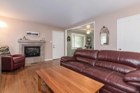 864 Beechwood Ave, Vallejo, CA 94591 photo 9