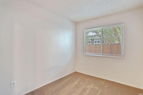 12 Calhoun St, Vallejo, CA 94590 photo 22
