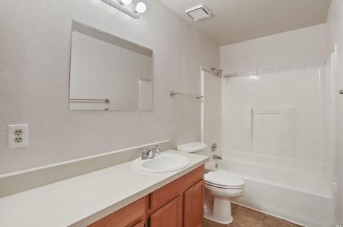 12 Calhoun St, Vallejo, CA 94590 photo 17