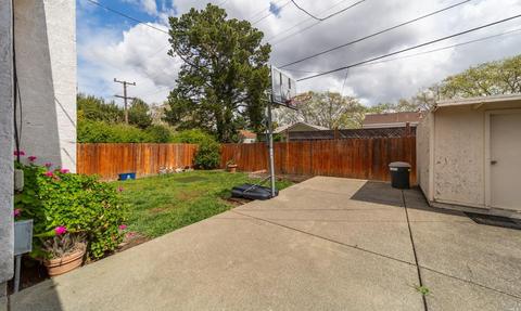 560 Russell St, Vallejo, CA 94591 photo 36