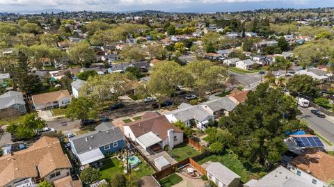 560 Russell St, Vallejo, CA 94591 photo 8