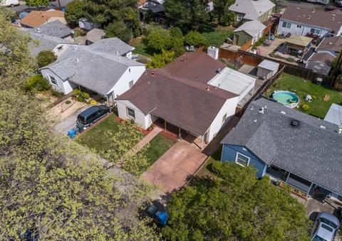 560 Russell St, Vallejo, CA 94591 photo 4