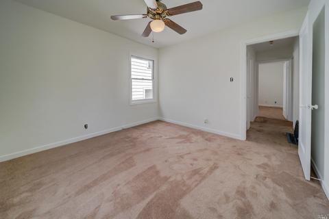 560 Russell St, Vallejo, CA 94591 photo 32