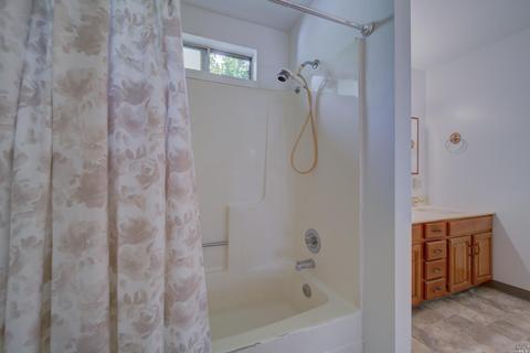 560 Russell St, Vallejo, CA 94591 photo 26
