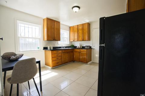 181 Hogan Ave, Vallejo, CA 94589 photo 8