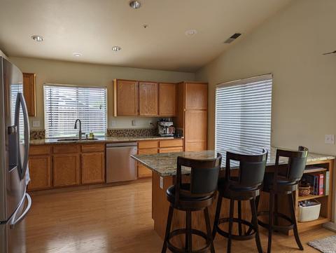 215 Gamay Dr, Cloverdale, CA 95425 photo 3