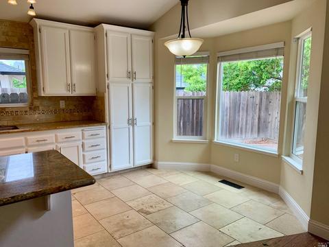 110 William Cir, Cloverdale, CA 95425 photo 7