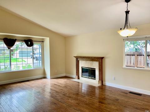 110 William Cir, Cloverdale, CA 95425 photo 4