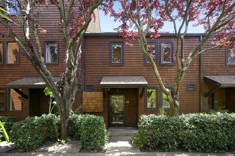 133 Buckelew St, Sausalito, CA 94965 photo 2