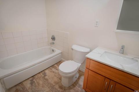 592 Trinity Ct, Dixon, CA 95620 photo 16