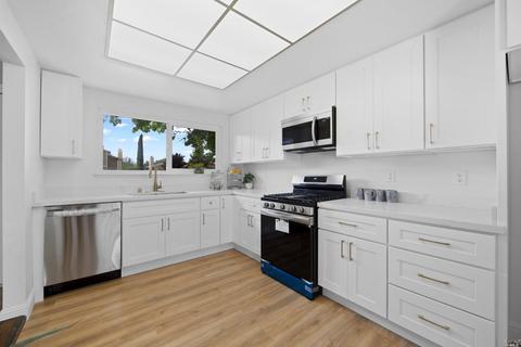 1066 Scott St, Fairfield, CA 94533 photo 14