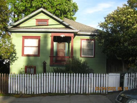 810 El Dorado St, Vallejo, CA 94590 photo 1
