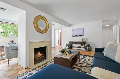 7 Venus Ct, Tiburon, CA 94920 photo 1
