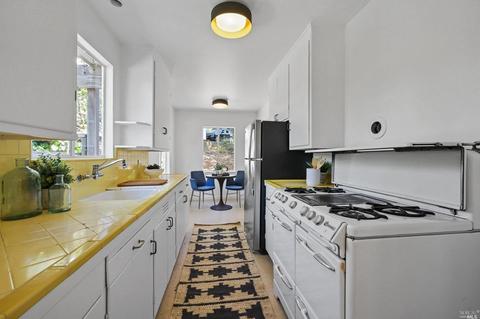 7 Venus Ct, Tiburon, CA 94920 photo 8