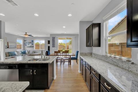 2402 Walker Dr, Fairfield, CA 94533 photo 42