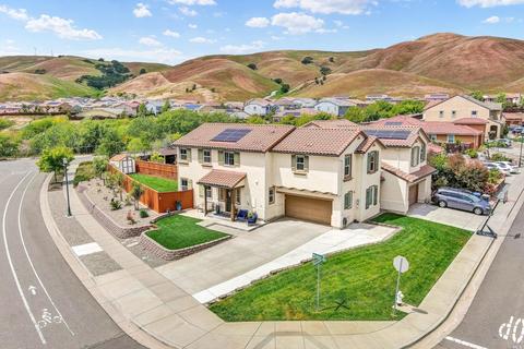 2402 Walker Dr, Fairfield, CA 94533 photo 7