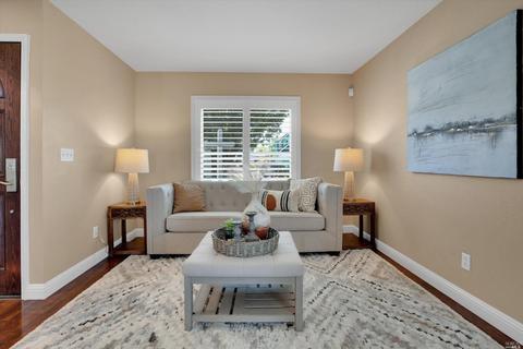 5500 Bordeaux Ct, Vallejo, CA 94591 photo 5
