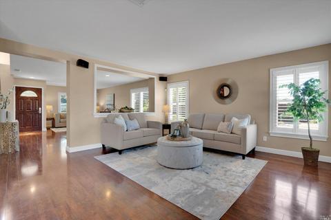 5500 Bordeaux Ct, Vallejo, CA 94591 photo 9
