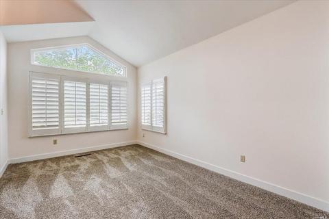 580 Seahorse Dr, Vallejo, CA 94591 photo 8