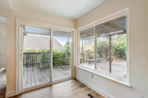 580 Seahorse Dr, Vallejo, CA 94591 photo 26