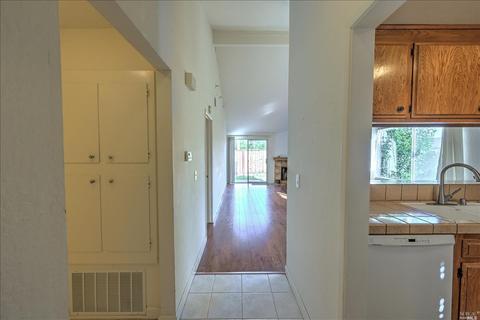 4477 Machado Dr, Concord, CA 94521 photo 5