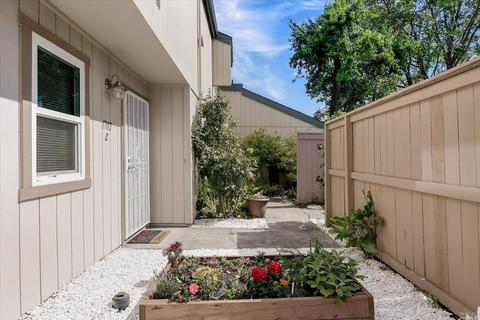 1702 Glenbrook Dr #E, Santa Rosa, CA 95401 photo 5