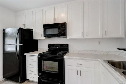 1702 Glenbrook Dr #E, Santa Rosa, CA 95401 photo 12