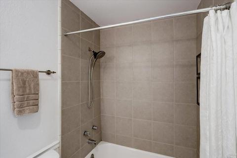 1702 Glenbrook Dr #E, Santa Rosa, CA 95401 photo 21